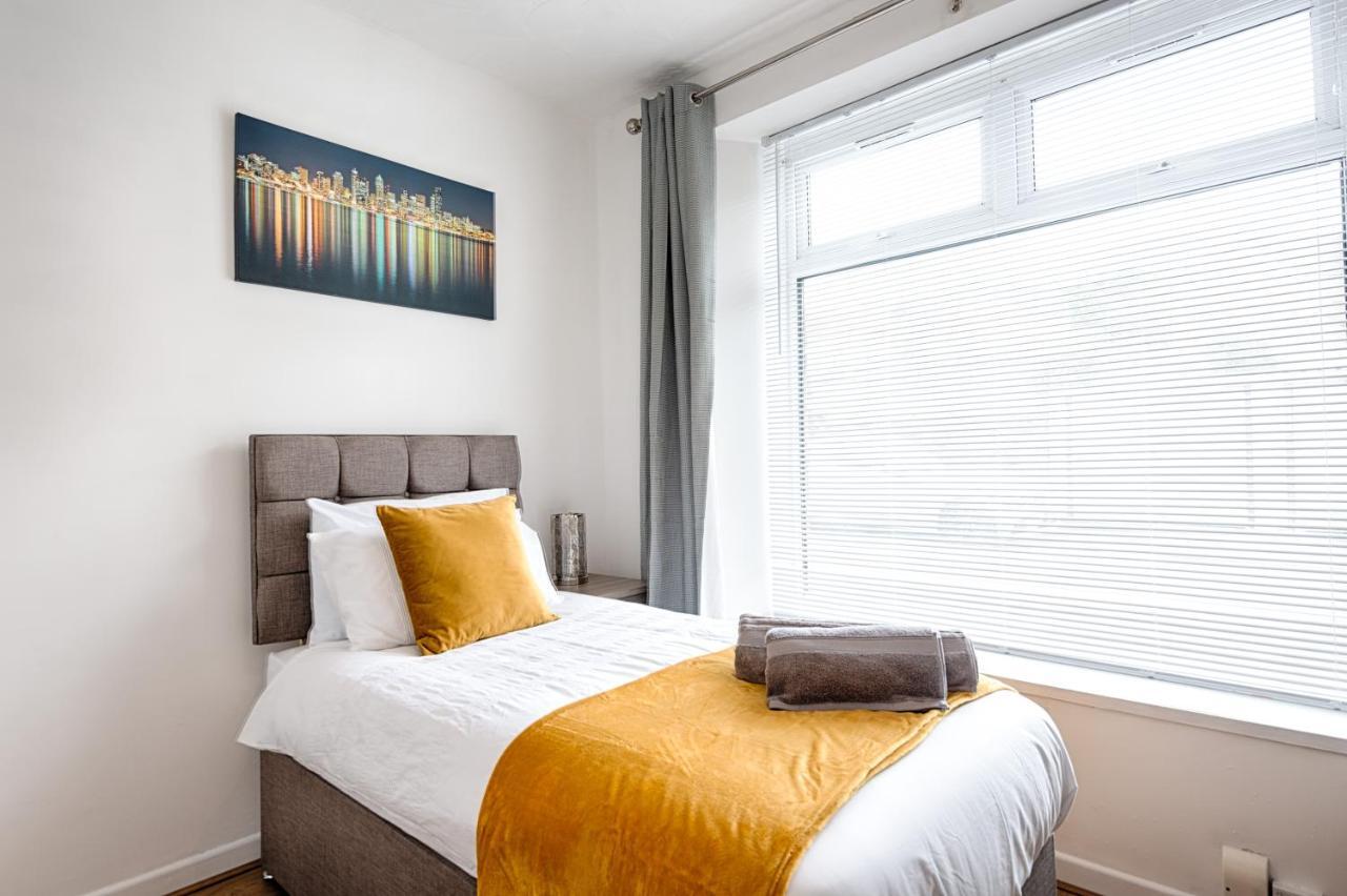 Free Parking, Spacious Rooms, Smart Tv'S All Rooms Swansea Eksteriør bilde