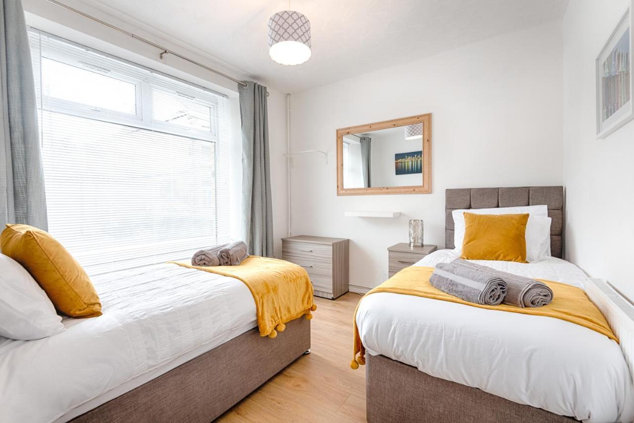 Free Parking, Spacious Rooms, Smart Tv'S All Rooms Swansea Eksteriør bilde